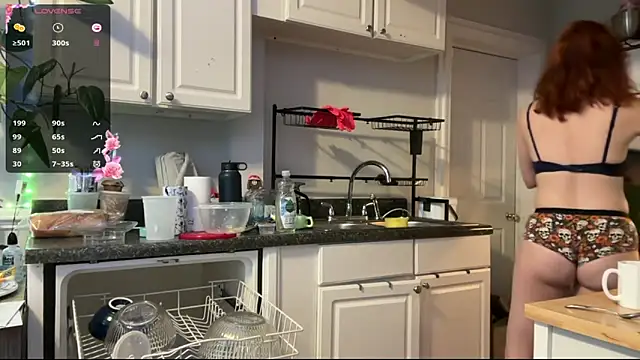 Aria Fields online show from February 4, 2026, 4:02 pm