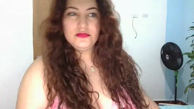 catalina boobs online show from February 24, 2026, 4:41 pm