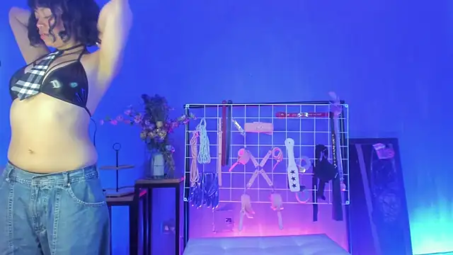 vanelope11 online show from March 10, 2025, 6:34 pm