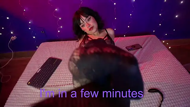 Snapshot of vanelope11 chatting on November 29, 2025, 6:52 pm vanelope11 online show from November 29, 2025, 6:52 pm