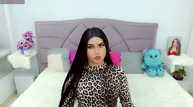 Snapshot of michell_madisonn chatting on March 4, 2025, 4:09 pm michell madisonn online show from March 4, 2025, 4:09 pm