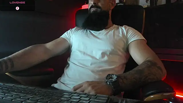 axxelrich  online show from September 27, 2025, 4:46 pm