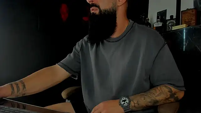 axxelrich  online show from October 9, 2025, 5:52 am