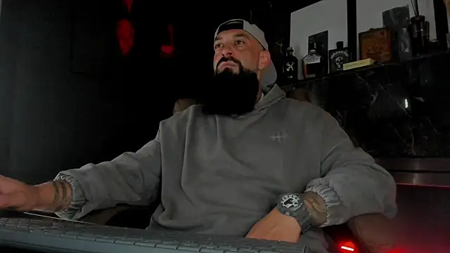 axxelrich  online show from October 31, 2025, 4:53 am