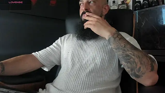 axxelrich  online show from September 20, 2025, 5:12 am