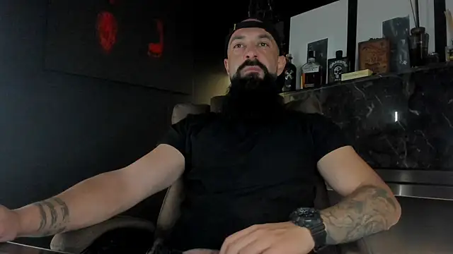 axxelrich  online show from October 19, 2025, 3:42 am