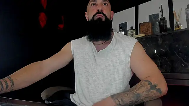 axxelrich  online show from October 15, 2025, 9:45 pm