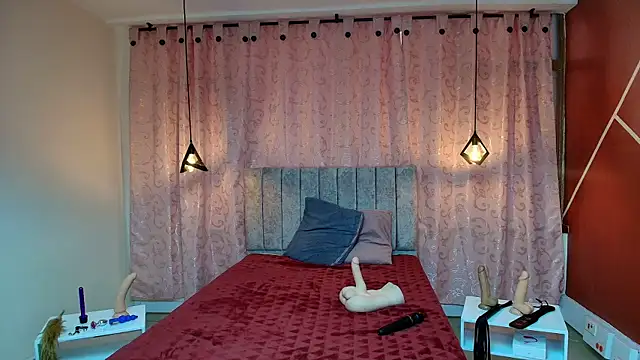 VioletaScott  online show from October 16, 2025, 2:58 pm