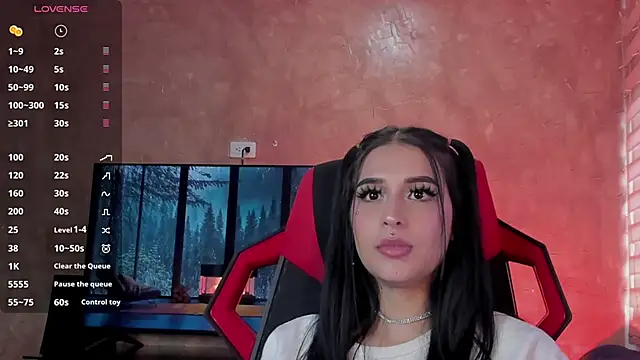 Charlotte greys online show from February 17, 2025, 10:16 pm