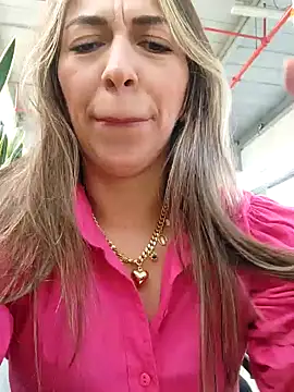Snapshot of rachellboom chatting on December 5, 2024, 10:28 pm rachellboom online show from December 5, 2024, 10:28 pm