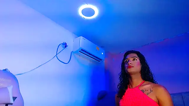 vanessa nauthygirls online show from April 7, 2026, 7:48 pm