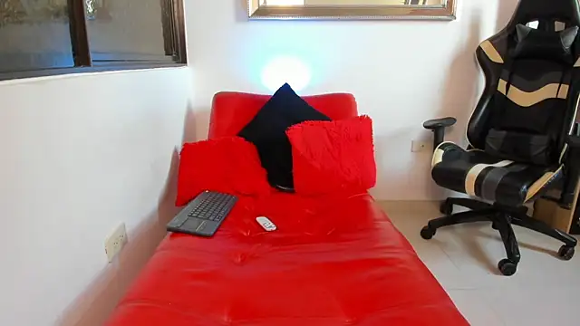 julian wallace online show from March 19, 2026, 12:38 pm