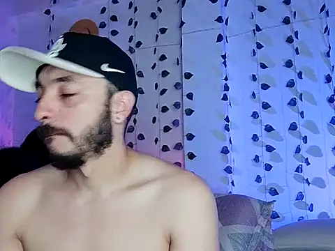 hotlatin92 online show from March 15, 2025, 4:46 am