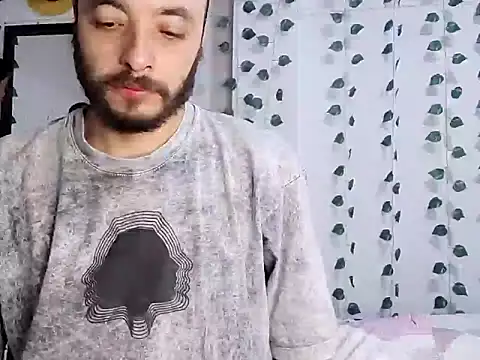 hotlatin92 online show from March 14, 2025, 3:26 am