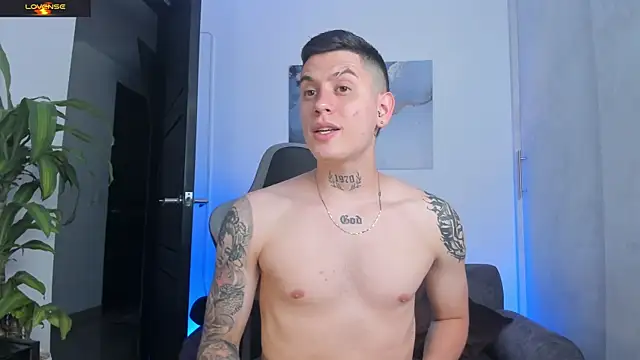 Yeiko Romero  online show from September 25, 2025, 5:19 pm