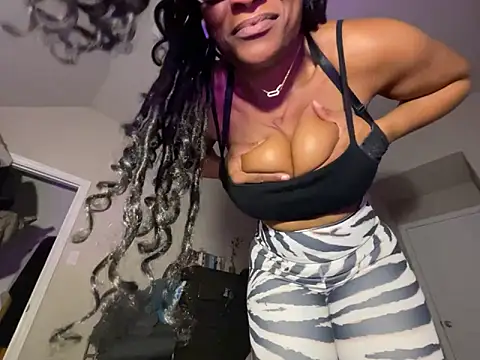 wynterheat online show from February 1, 2026, 4:11 am