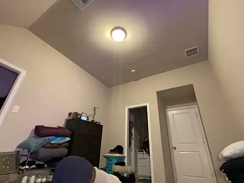 wynterheat online show from March 4, 2026, 9:22 pm