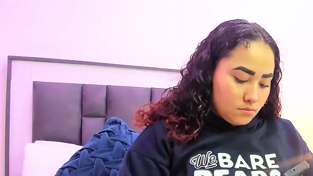 Ayla martinez online show from October 26, 2025, 2:01 am