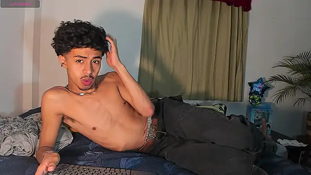 RyanRizzo online show from March 3, 2025, 9:59 pm