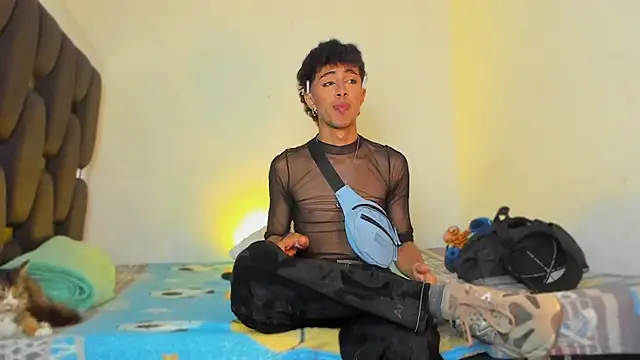 RyanRizzo online show from November 13, 2025, 8:29 am