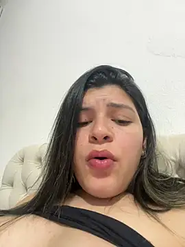 Belletds online show from July 11, 2026, 10:43 pm