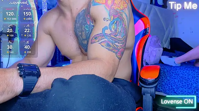 Rich boy01 online show from October 28, 2025, 1:50 am