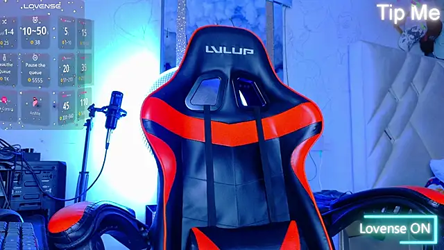 Rich boy01 online show from October 12, 2025, 2:07 pm