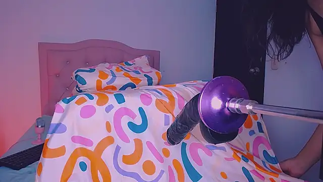 Snapshot of Ariss-hot chatting on November 25, 2025, 2:45 am Ariss-hot online show from November 25, 2025, 2:45 am