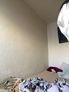 Snapshot of Leslydeleon23 chatting on December 22, 2024, 10:25 pm Leslydeleon23 online show from December 22, 2024, 10:25 pm