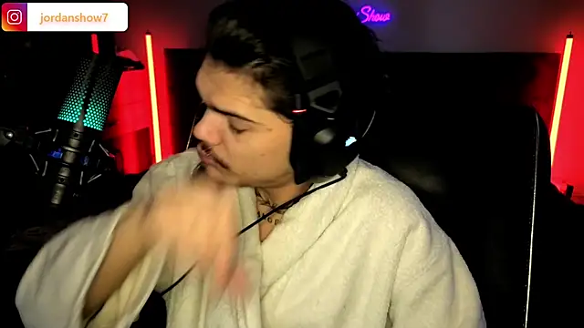 JordanShow online show from December 4, 2025, 2:49 pm