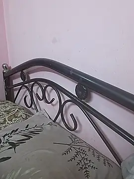 Nandinip2706 online show from February 15, 2026, 12:15 pm