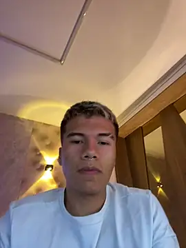 Logan smith1 online show from February 7, 2025, 8:01 am