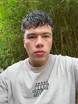 Logan smith1 online show from May 28, 2026, 3:29 pm