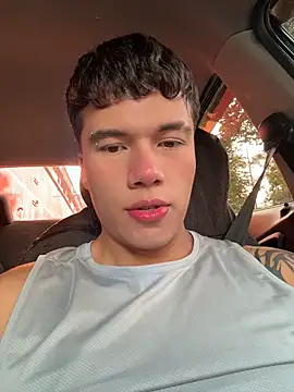 Logan smith1 online show from June 25, 2026, 10:04 pm