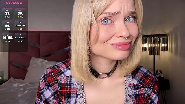 Snapshot of dollfromvenus chatting on September 19, 2025, 4:11 pm dollfromvenus online show from September 19, 2025, 4:11 pm