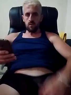 Snapshot of GrofLicno chatting on September 22, 2025, 7:31 pm GrofLicno online show from September 22, 2025, 7:31 pm