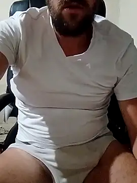 Snapshot of GrofLicno chatting on September 16, 2025, 7:15 pm GrofLicno online show from September 16, 2025, 7:15 pm