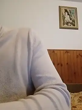 Snapshot of GrofLicno chatting on January 11, 2025, 8:32 pm GrofLicno online show from January 11, 2025, 8:32 pm