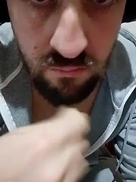 Snapshot of GrofLicno chatting on January 26, 2025, 7:41 pm GrofLicno online show from January 26, 2025, 7:41 pm