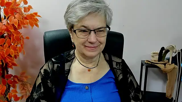 Snapshot of IrisDream chatting on September 26, 2025, 6:20 am IrisDream online show from September 26, 2025, 6:20 am