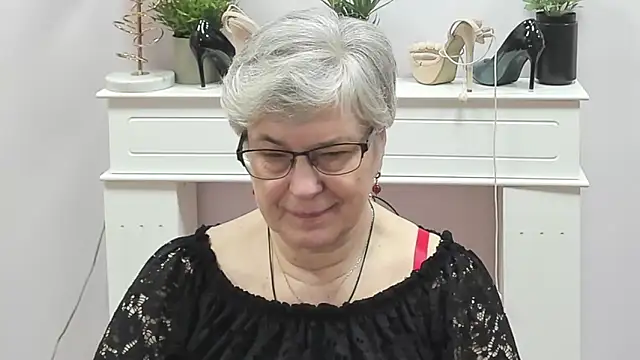 IrisDream online show from February 20, 2026, 7:10 am