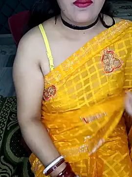 Snapshot of Cute-Raashii chatting on February 6, 2025, 4:03 pm Cute-Raashii online show from February 6, 2025, 4:03 pm