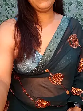 Snapshot of Cute-Raashii chatting on October 1, 2025, 7:57 am Cute-Raashii online show from October 1, 2025, 7:57 am