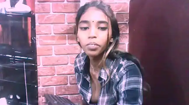 Snapshot of IndianSexySlender chatting on March 12, 2025, 11:21 am IndianSexySlender online show from March 12, 2025, 11:21 am