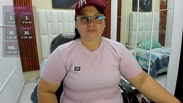 Snapshot of katty_femdom chatting on July 9, 2026, 9:10 am katty femdom online show from July 9, 2026, 9:10 am