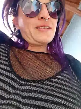 Snapshot of sophie_banger chatting on September 19, 2025, 8:13 pm sophie banger online show from September 19, 2025, 8:13 pm