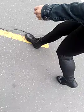 Snapshot of sophie_banger chatting on September 25, 2025, 4:35 pm sophie banger online show from September 25, 2025, 4:35 pm