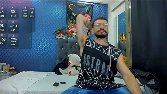 leondevereda online show from March 21, 2025, 1:24 am