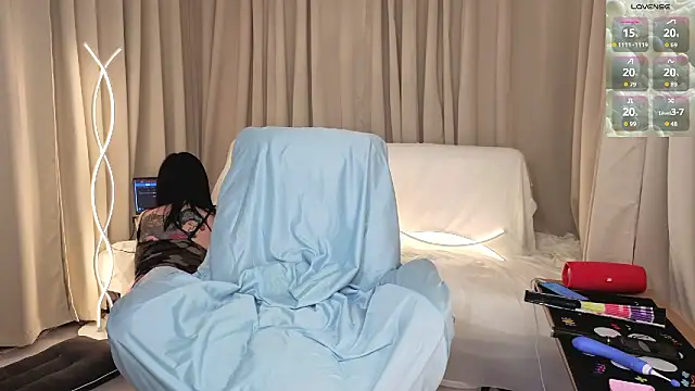 2hyun online show from November 5, 2025, 2:20 pm