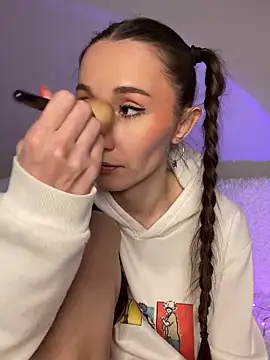 Snapshot of cutte_dora chatting on February 28, 2026, 9:36 pm cutte dora online show from February 28, 2026, 9:36 pm